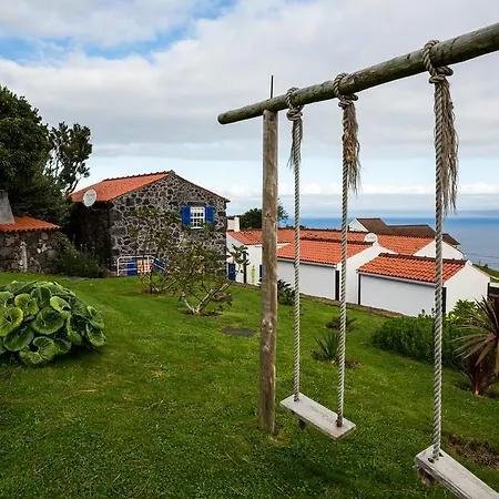 Quinta Da Ribeira Da Urze Landhaus *