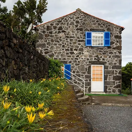 Quinta Da Ribeira Da Urze Landhaus